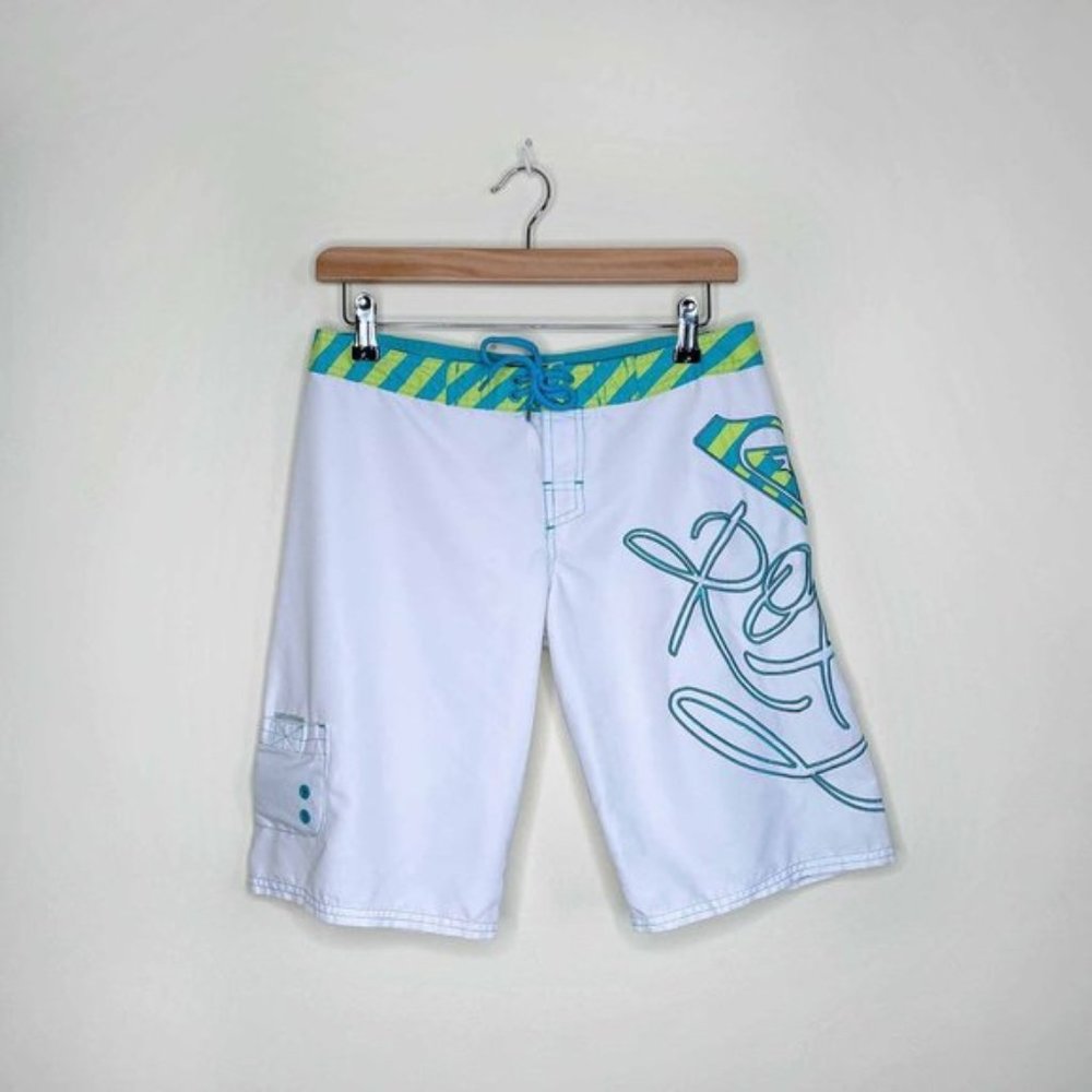 roxy low rise long board shorts - size 3